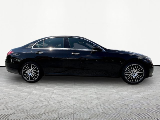 Used 2023 Mercedes-Benz C 300 Sedan image 8