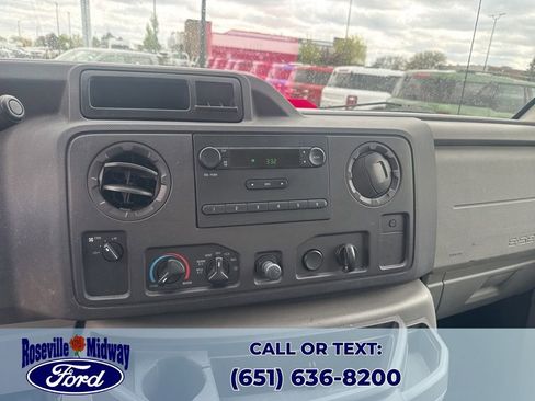 Used 2011 Ford E-350 and Econoline 350 Super Duty w/ Payload Pkg RWD image 14