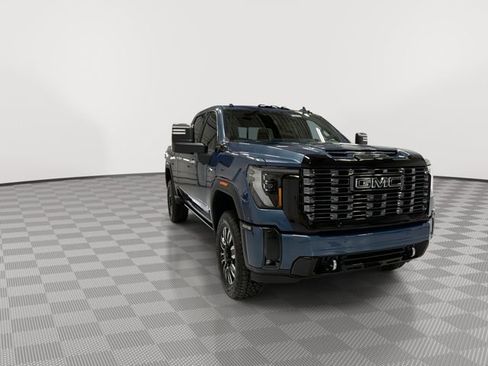 New 2026 GMC Sierra 2500 Denali Ultimate w/ Max Trailering Package image 13