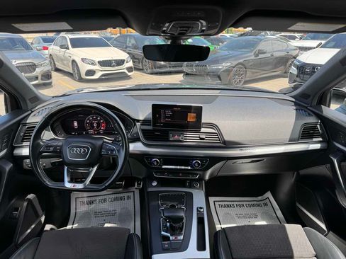 Used 2018 Audi SQ5 Premium Plus w/ Navigation Package AWD/4WD image 22