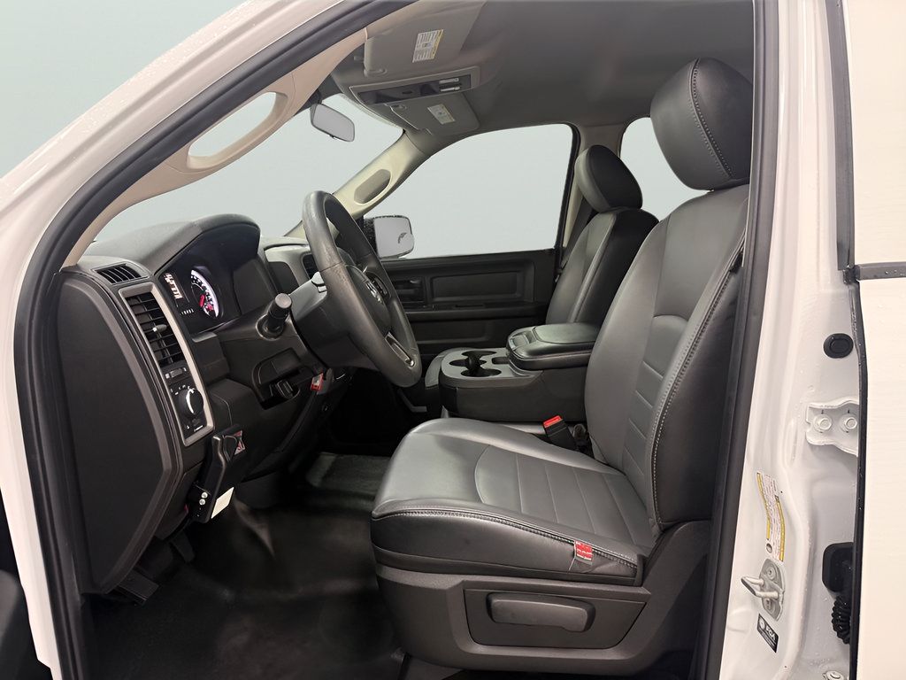 Used 2022 RAM 1500 Tradesman RWD image 11