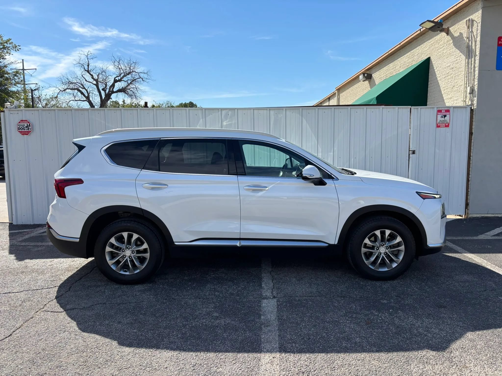 Used 2021 Hyundai Santa Fe SEL w/ Convenience Package FWD image 8