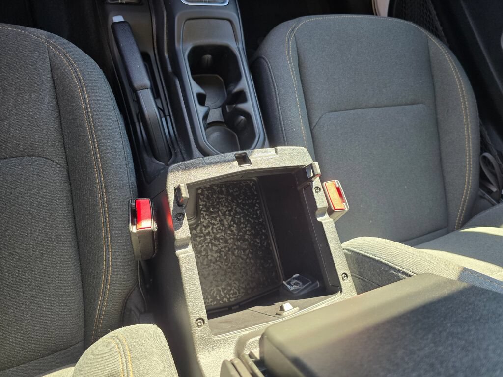 Used 2024 Jeep Wrangler Unlimited Sahara AWD/4WD image 32