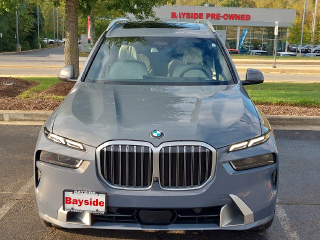 Used 2023 BMW X7 xDrive40i w/ Executive Package AWD/4WD image 5