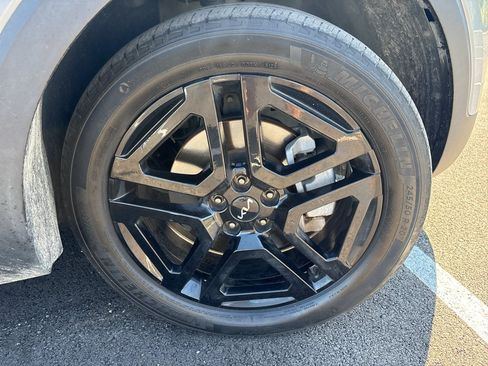 Used 2024 Kia Telluride SX X-Line AWD/4WD image 16