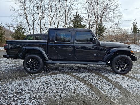 Certified 2022 Jeep Gladiator Overland image 7