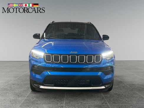 Used 2023 Jeep Compass Limited w/ Elite Group AWD/4WD image 8