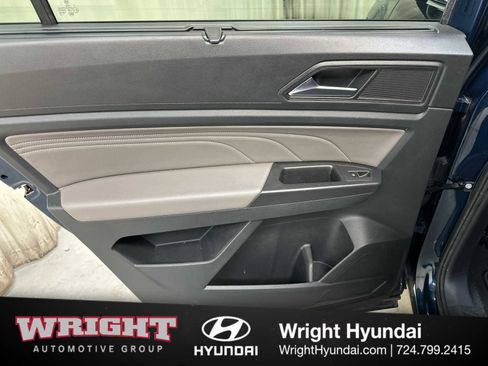 Used 2022 Volkswagen Atlas SE AWD/4WD image 12