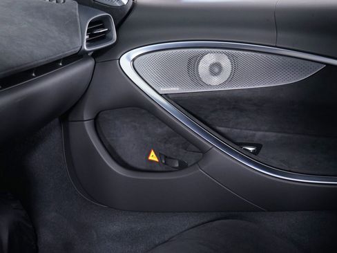 New 2026 McLaren Artura image 23