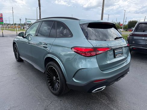 Used 2025 Mercedes-Benz GLC 300 4MATIC image 7