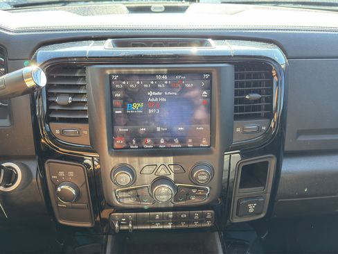 Used 2018 RAM 2500 Big Horn w/ Sport Appearance Group image 12
