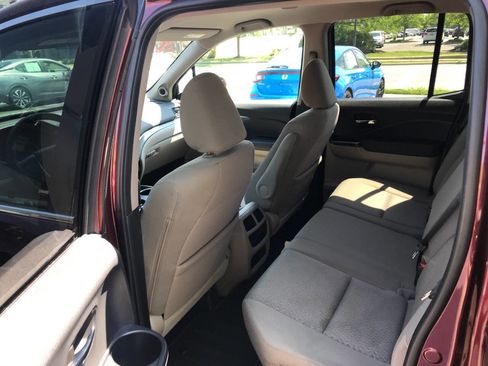 Used 2017 Honda Ridgeline RTS image 10
