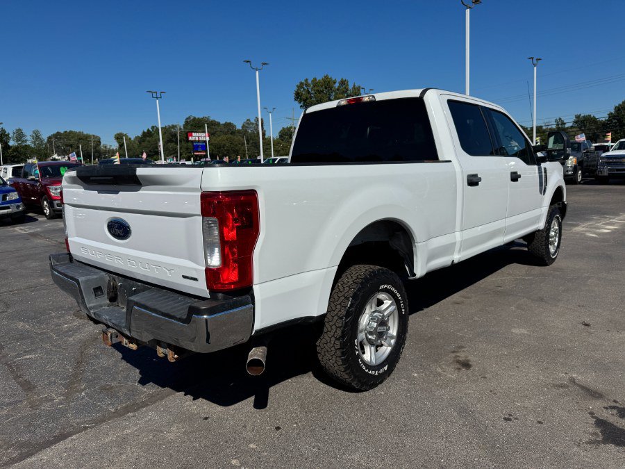 Used 2017 Ford F350 XLT AWD/4WD image 5