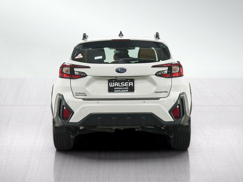 Used 2024 Subaru Crosstrek 2.5i Limited AWD/4WD image 4