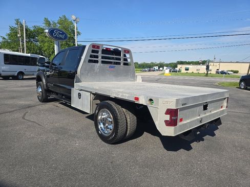 Used 2023 Ford F550 4x4 Crew Cab Super Duty image 7