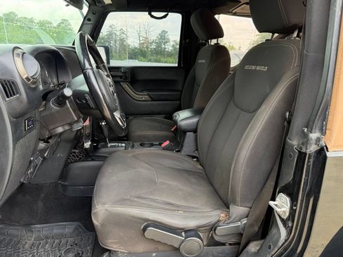 Used 2018 Jeep Wrangler Sport AWD/4WD image 10