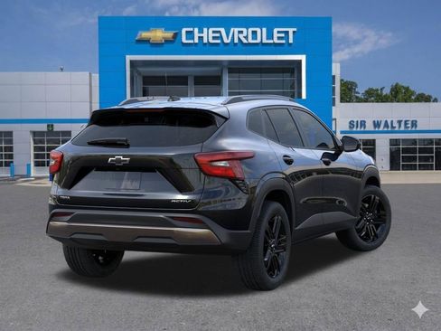 New 2026 Chevrolet Trax ACTIV FWD image 5