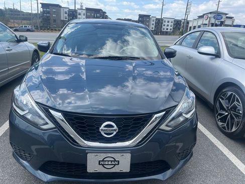 Used 2017 Nissan Sentra SV w/ Style Package image 2