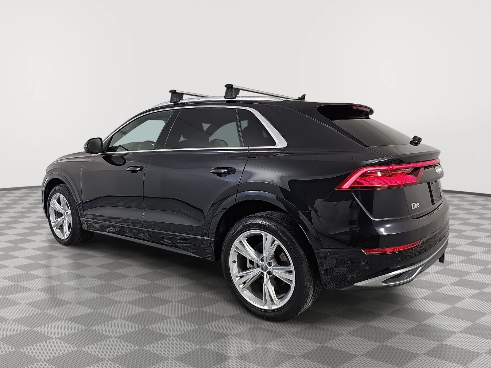 Used 2019 Audi Q8 Premium Plus AWD/4WD image 6