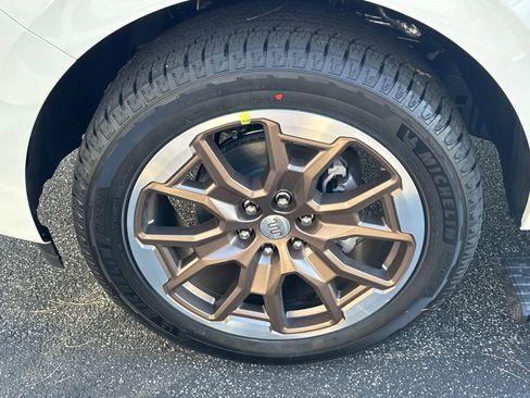 New 2026 Ford Expedition King Ranch image 12