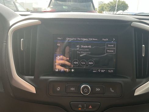 Used 2024 GMC Terrain SLE FWD image 20