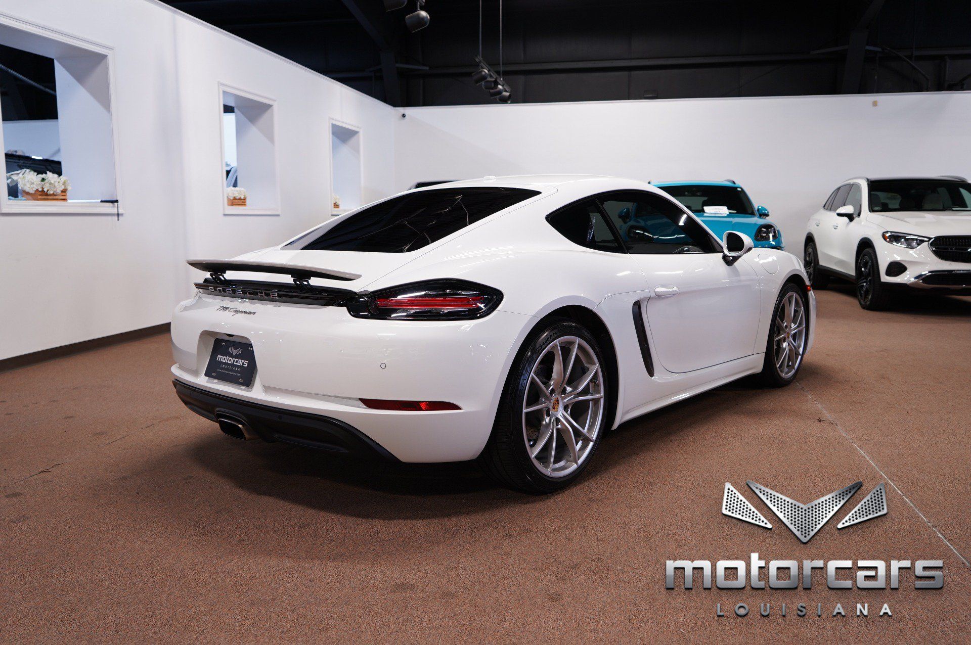Used 2019 Porsche 718 Cayman RWD image 7