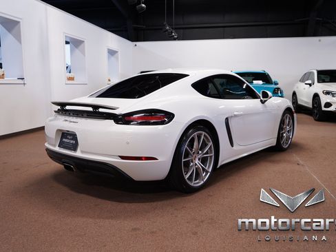 Used 2019 Porsche 718 Cayman RWD image 7
