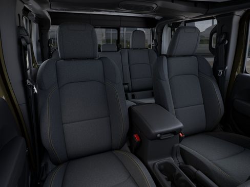 New 2025 Jeep Gladiator Sport image 37