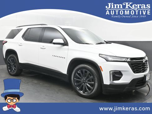 Used 2023 Chevrolet Traverse RS image 1