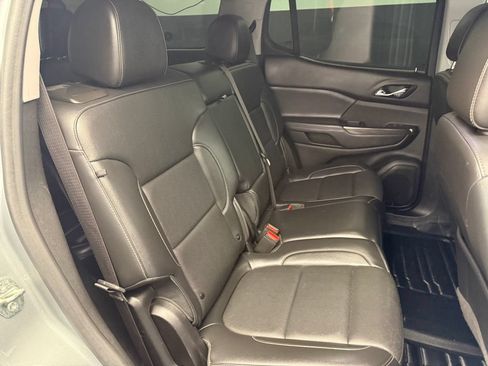 Used 2023 GMC Acadia SLT FWD image 74
