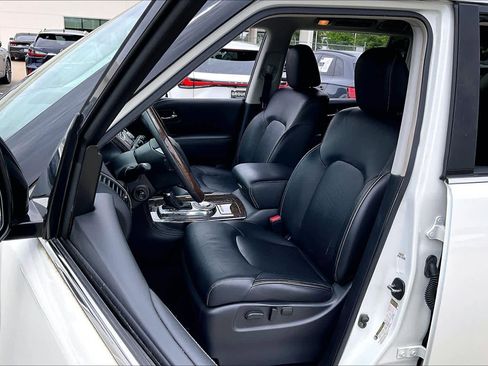 Used 2017 INFINITI QX80 2WD image 7