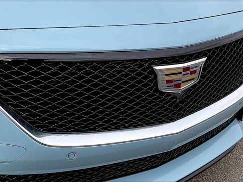 Used 2025 Cadillac CT5 V image 30