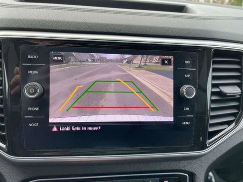 Used 2019 Volkswagen Atlas SEL image 24