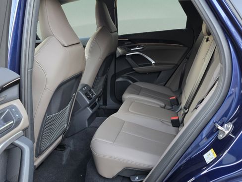 Certified 2025 Audi Q5 Premium AWD/4WD image 32