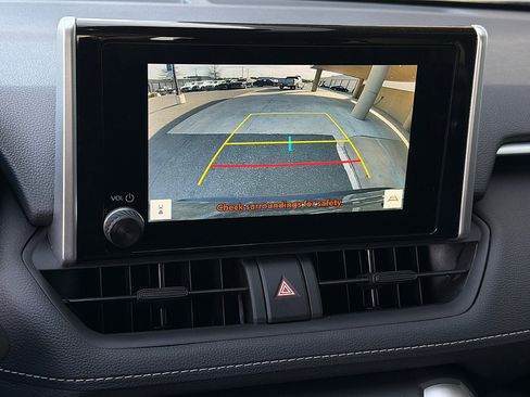 Used 2025 Toyota RAV4 LE image 13