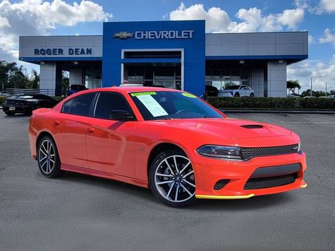 Used 2023 Dodge Charger R/T w/ Harman/Kardon Audio Group image 1