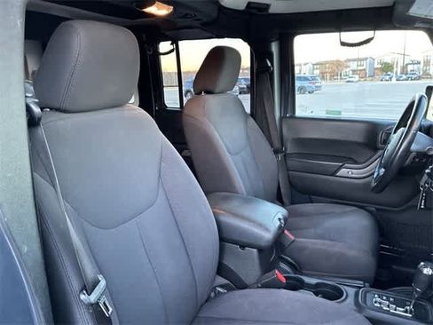 Used 2018 Jeep Wrangler Unlimited Sport S image 22