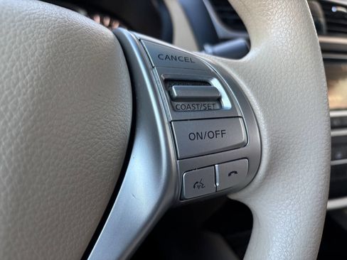 Used 2016 Nissan Altima 2.5 S w/ Power Driver Seat Package image 17