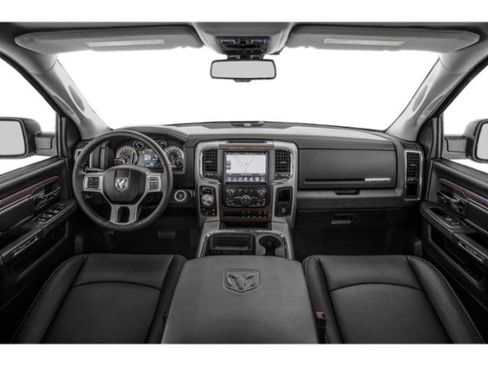 Used 2018 RAM 1500 Laramie w/ Convenience Group AWD/4WD image 11