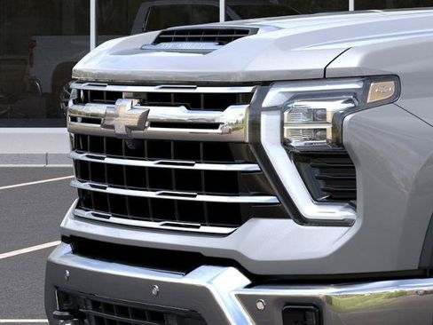 New 2026 Chevrolet Silverado 3500 LTZ w/ LTZ Convenience Package AWD/4WD image 13