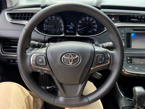 Used 2014 Toyota Avalon XLE Touring FWD image 34