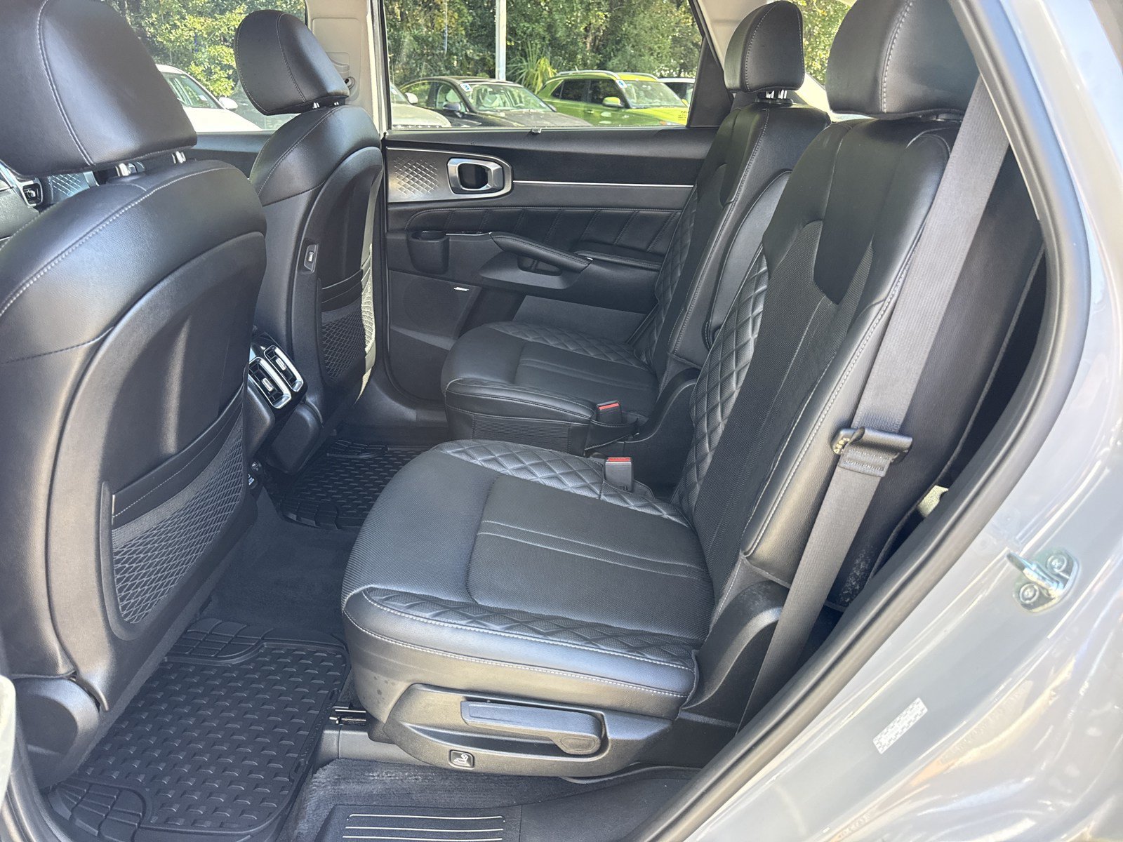 Used 2023 Kia Sorento SX AWD/4WD image 14