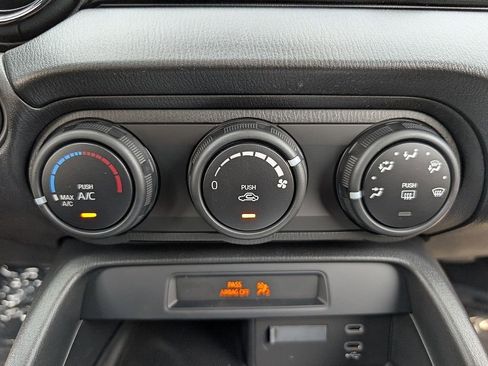 New 2025 MAZDA MX-5 Miata Sport image 28