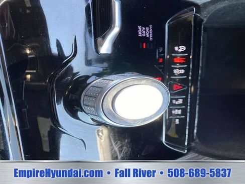 Used 2024 Jeep Wagoneer L Series II w/ Flexible Seating Group AWD/4WD image 10