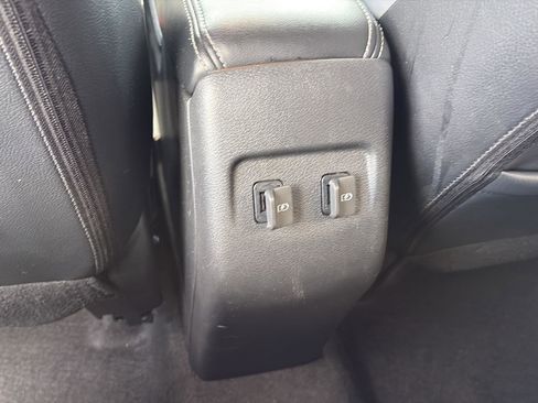 Used 2024 Nissan Kicks SR w/ SR Premium Package image 20