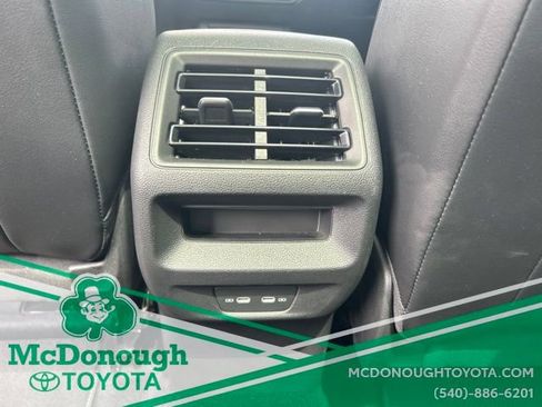 Used 2025 Volkswagen Tiguan SE R-Line AWD/4WD image 11