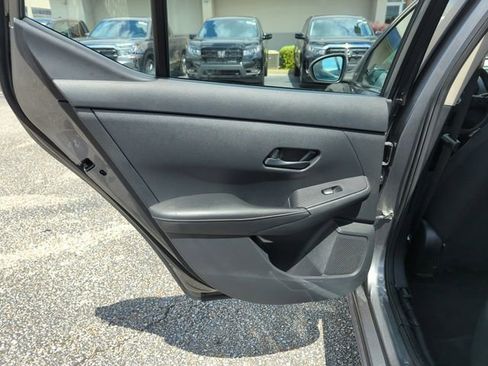 Used 2024 Nissan Sentra S FWD image 26
