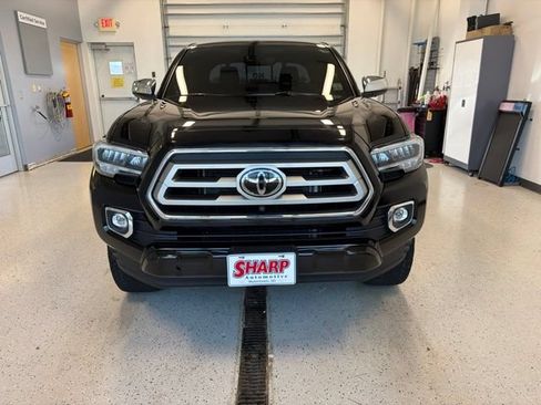 Used 2021 Toyota Tacoma Limited AWD/4WD image 2