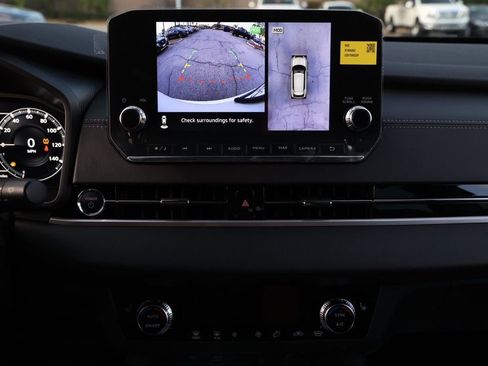 New 2026 Nissan Rogue SL image 29