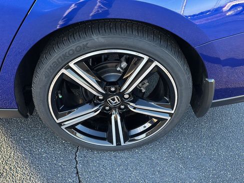 Used 2024 Honda Accord Sport image 32